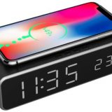 Gembird digitalni sat s funkcijama alarma i bežićnog punjenja, crne boje