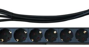 NaviaTec PDU (Power Distribution Unit) sa 6x Schuko 2x C13 priključaka, kabel Schuko, 19"