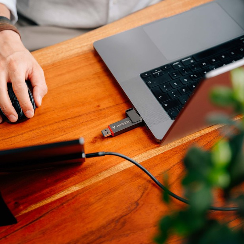 Verbatim Dual QuickStick 1TB, USB-C & USB-A, USB 3.2 Gen 1, 550/500 MB/s - Slika 5