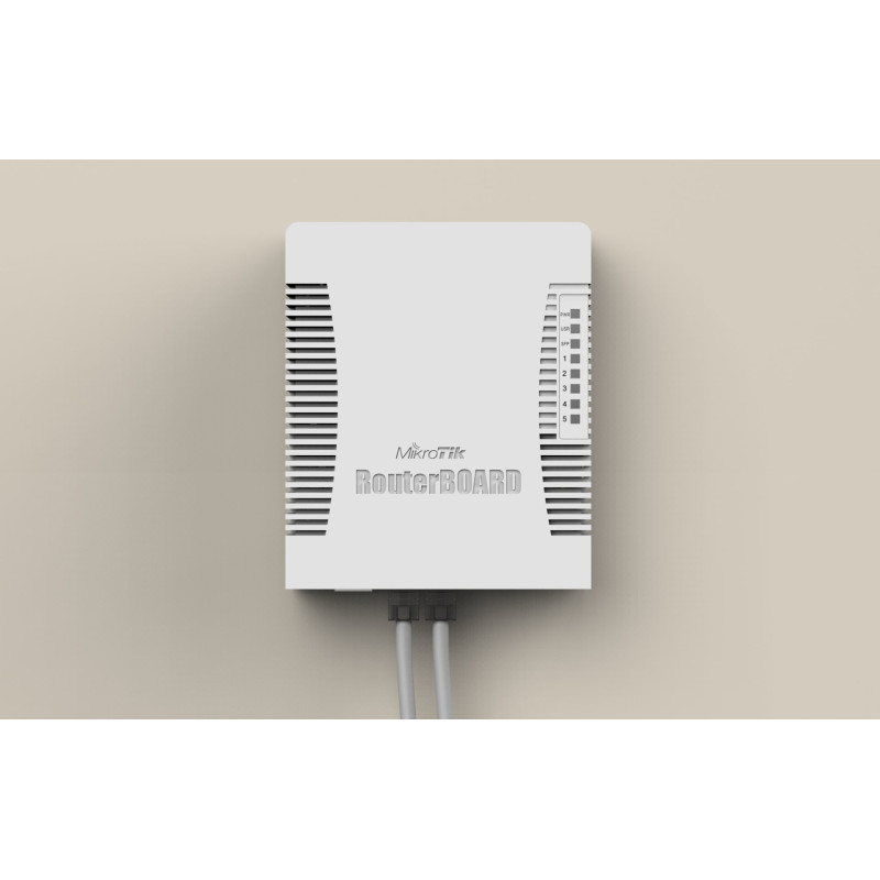 Mikrotik RB960PGS, hEX PoE, 800MHz CPU, 128MB RAM, 5×Gigabit LAN, (4×PoE izlaz), SFP, USB, RouterOS L4, plastično kućište, PSU - Slika 3