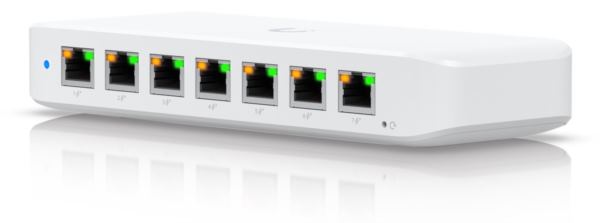 Ubiquiti UniFi switch USW-Ultra, power adapter not included